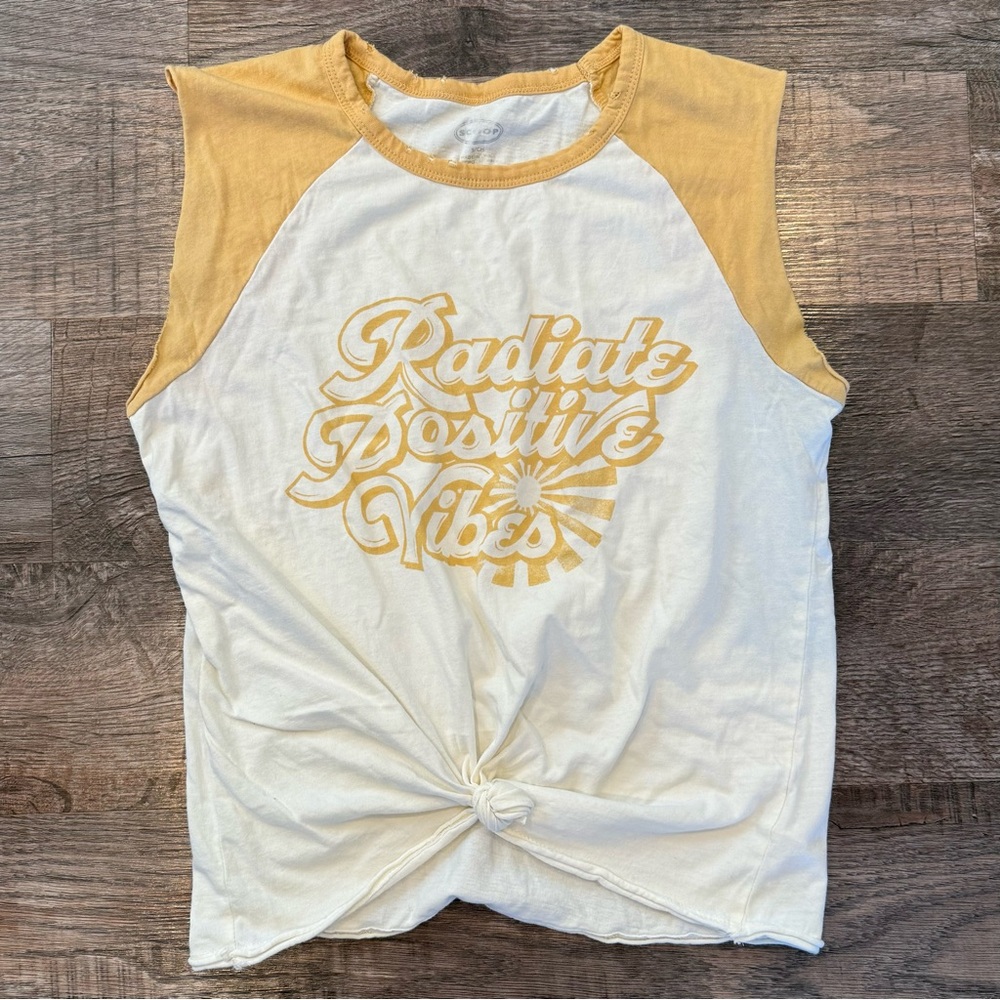 Scoop Boho Summer Tank Top “Radiate Positive Vibes” Size Small Knotted Front